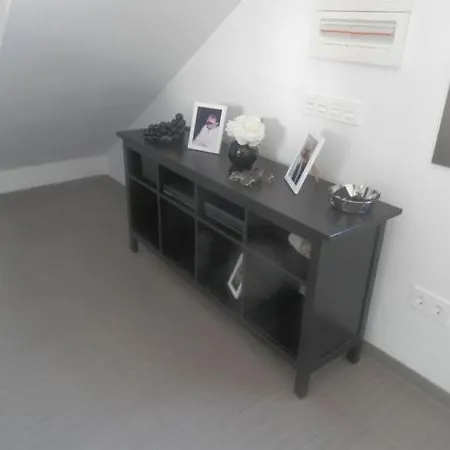 Moderna Con Piscina Individual * Cambrils